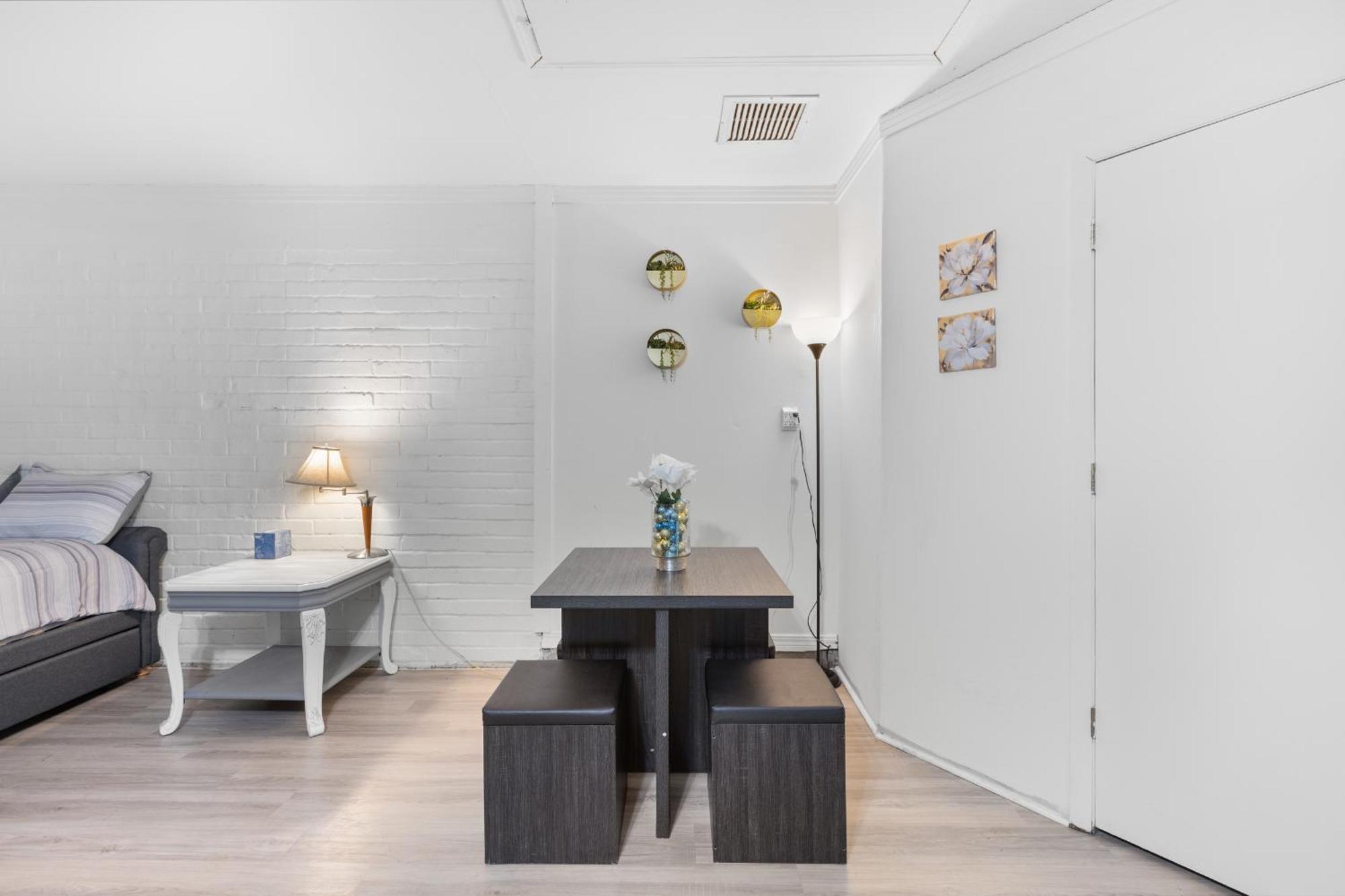 Pet Friendly Large Studio With Free Wi-Fi In Great Location! Orange Park Exterior photo